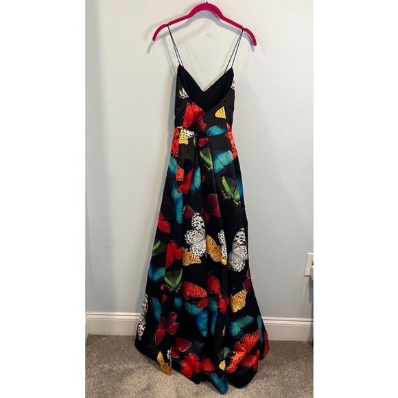 Alice + Olivia “Joss” v-neck butterfly gown 0 NWT - Picture 5 of 5
